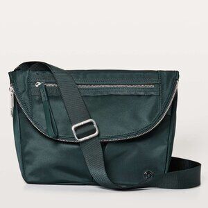 Lululemon All Night Festival Bag